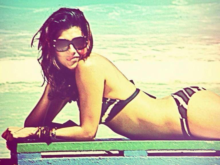 Archana Vijaya's Bikini Pictures GOES VIRAL on Instagram