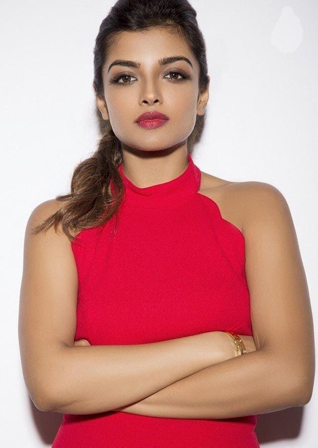 Ashna Zaveri Latest 2017 HOT Photoshoot Stills