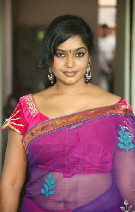 Aunty Jayavani Hot and Spicy Wallpapers