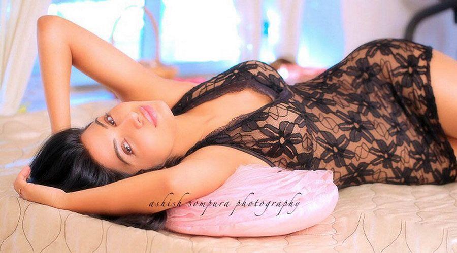 Avani Modi Hot & Sexy HD Wallpapers