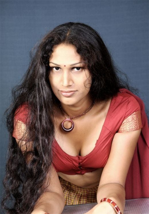 B Grade Actress Hot Navel Photo Pics