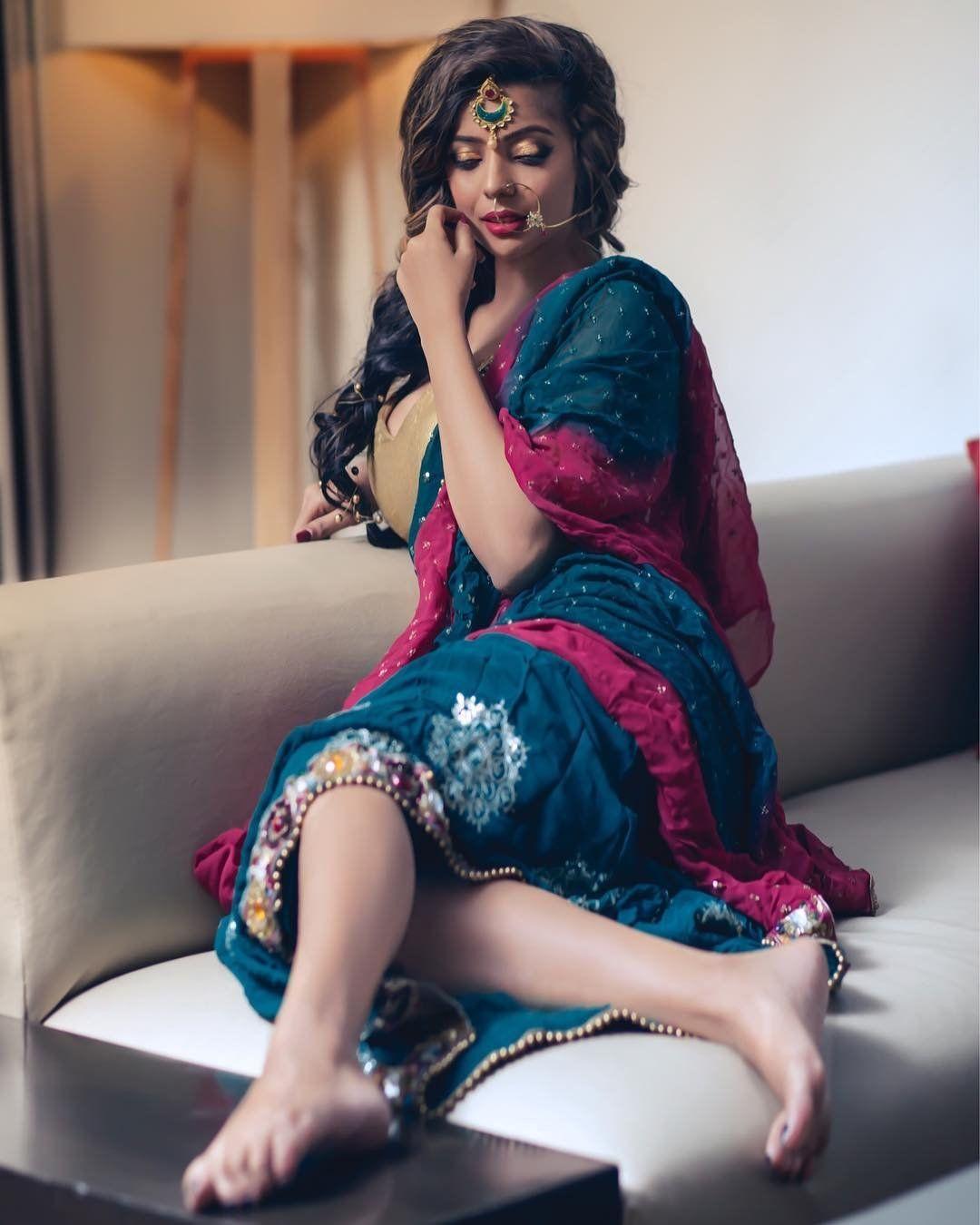 Beautiful Model Niharikaa Agarwal Hot photos 2018