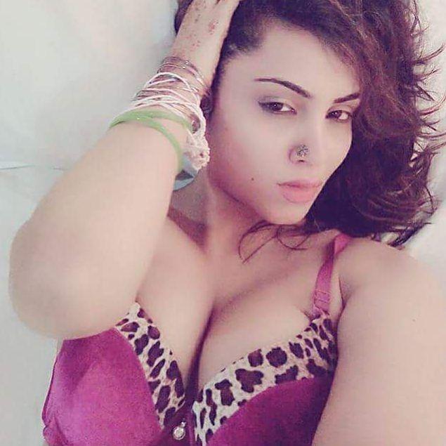 Bigg Boss Fame Aarshi Khan Hot & Sexy Bikini, Huge Cleavage Show Stills