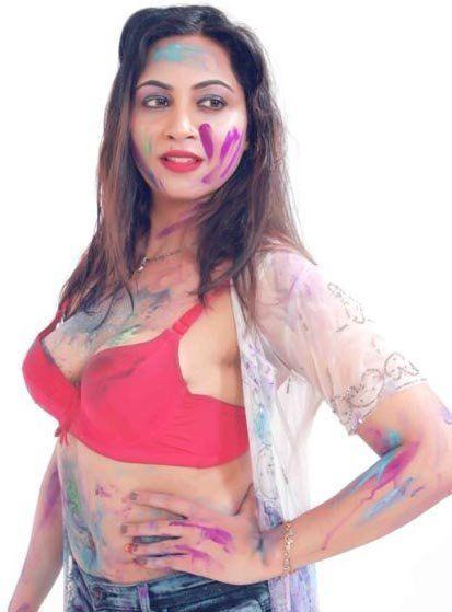 Bigg Boss Fame Aarshi Khan Hot & Sexy Bikini, Huge Cleavage Show Stills