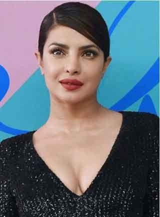 Bikini Avatars Of Priyanka Chopra Latest Stills Are Too Hot To Handle