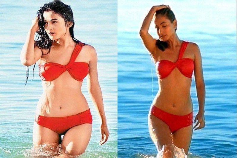 Bollywood Actress Bikini Photo Pics