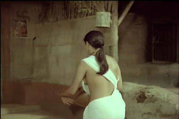 Bollywood Actress Sexy Navel Pictures