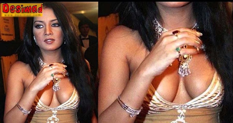 Bollywood Actress Shoking Oops Moment Photos