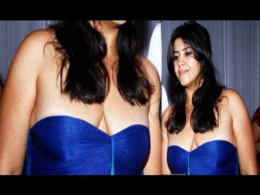 Bollywood Actress Shoking Oops Moment Photos