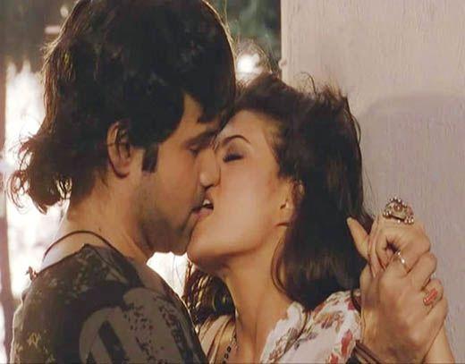 Bollywood Naughty Lovemaking Scenes (HOT) Photos