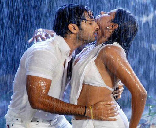 Bollywood Naughty Lovemaking Scenes (HOT) Photos