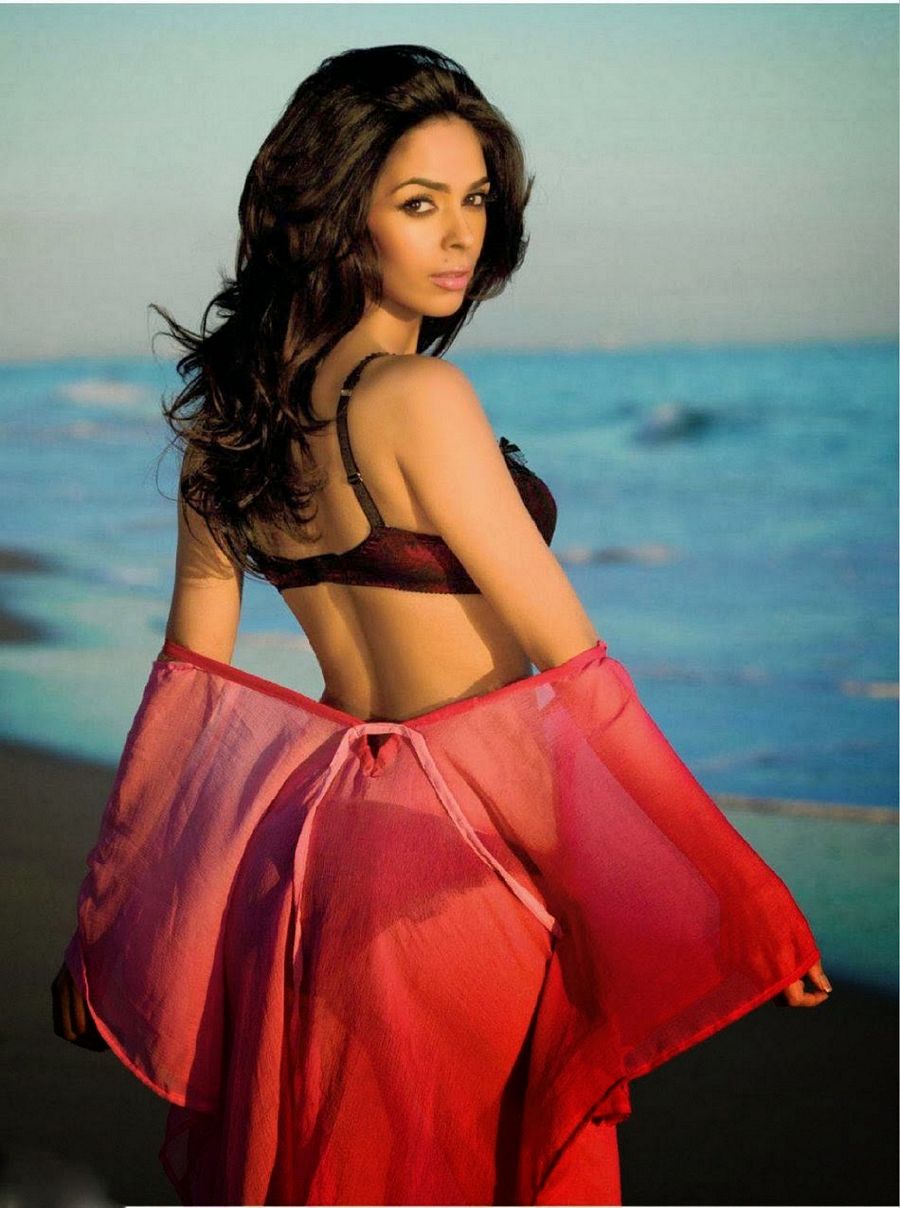 Bollywood Sexiest & Hot Actress Photos