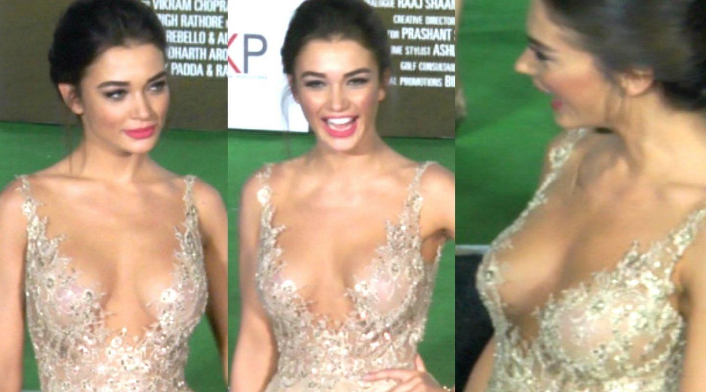 British Model & Actress Amy Jackson Huge Cleavage Show Photo Stills