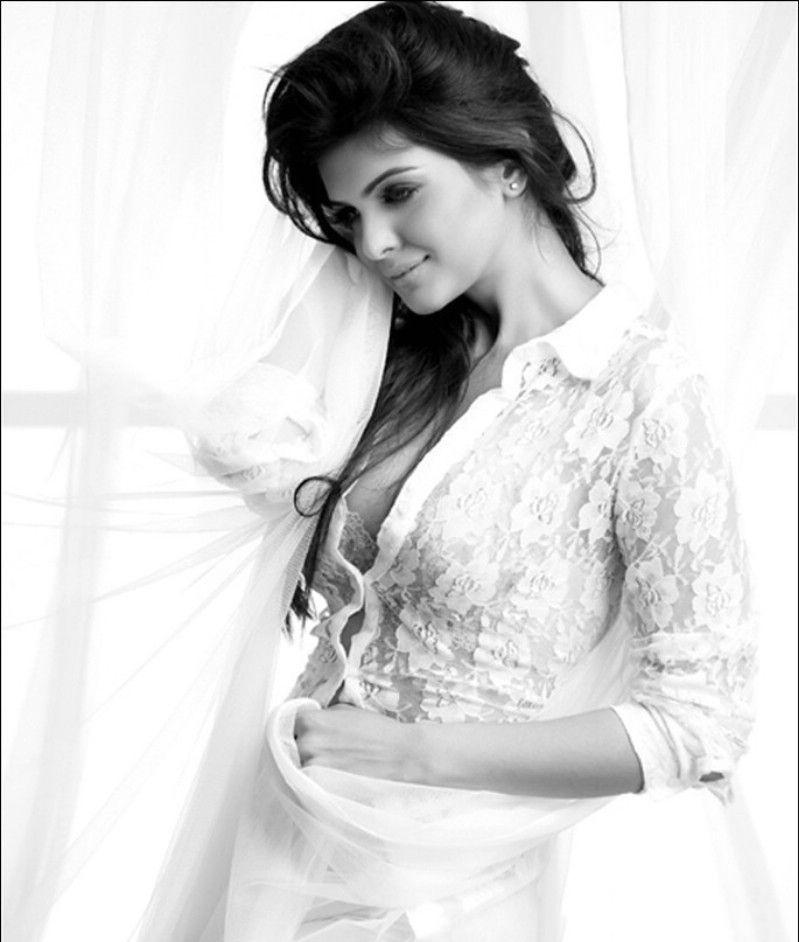 Charan Dhillon Latest HOT & Spicy Photoshoot Stills