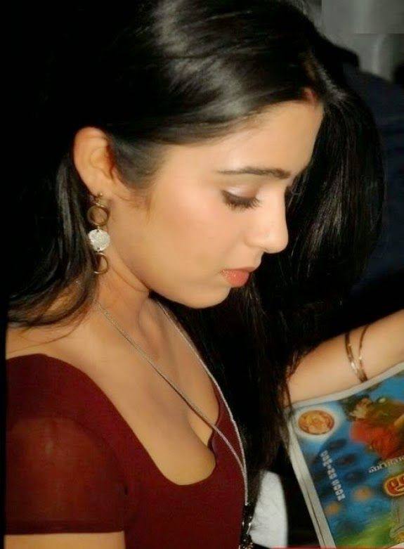 Charmi Sexy Photo Gallery