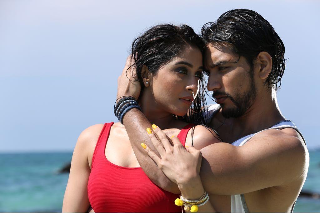 Check out the Hot stills of Gautham Karthik & Regina Cassandhra from Mr Chandramouli