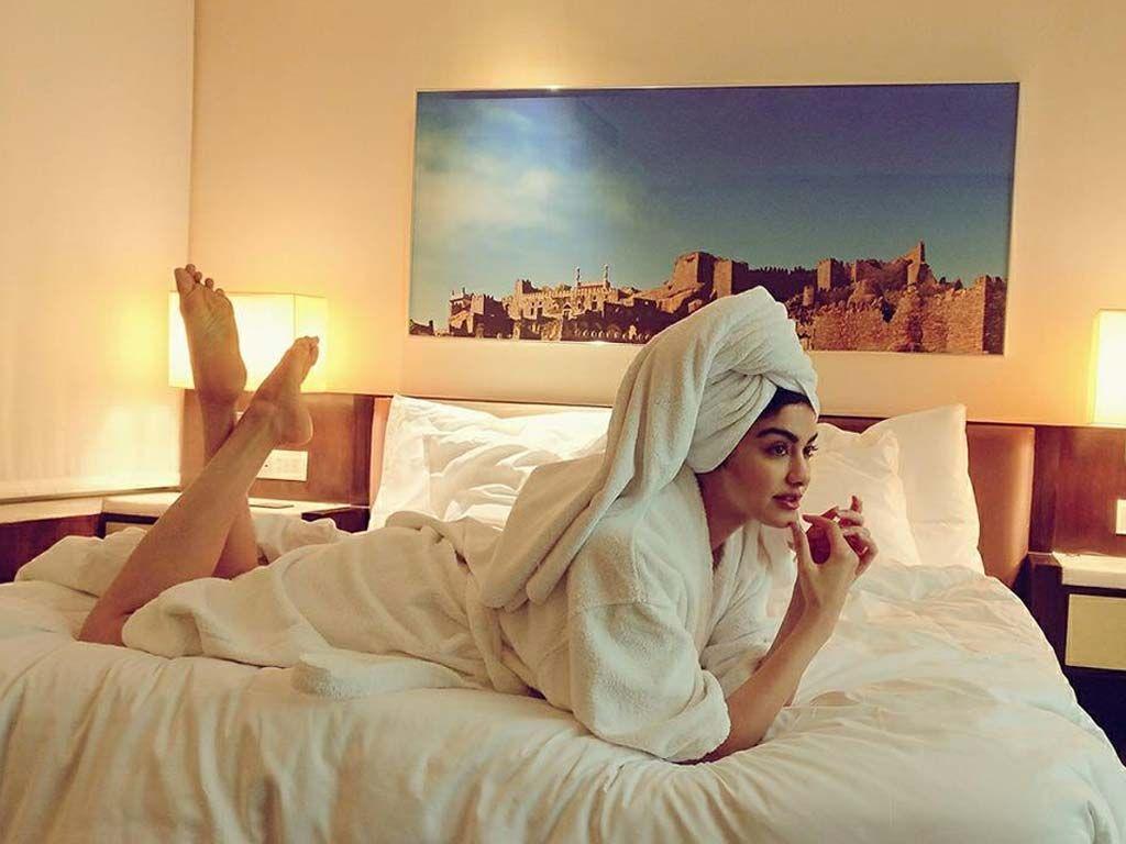 Check out the latest Hot pictures of the pretty Actress Adah Sharma
