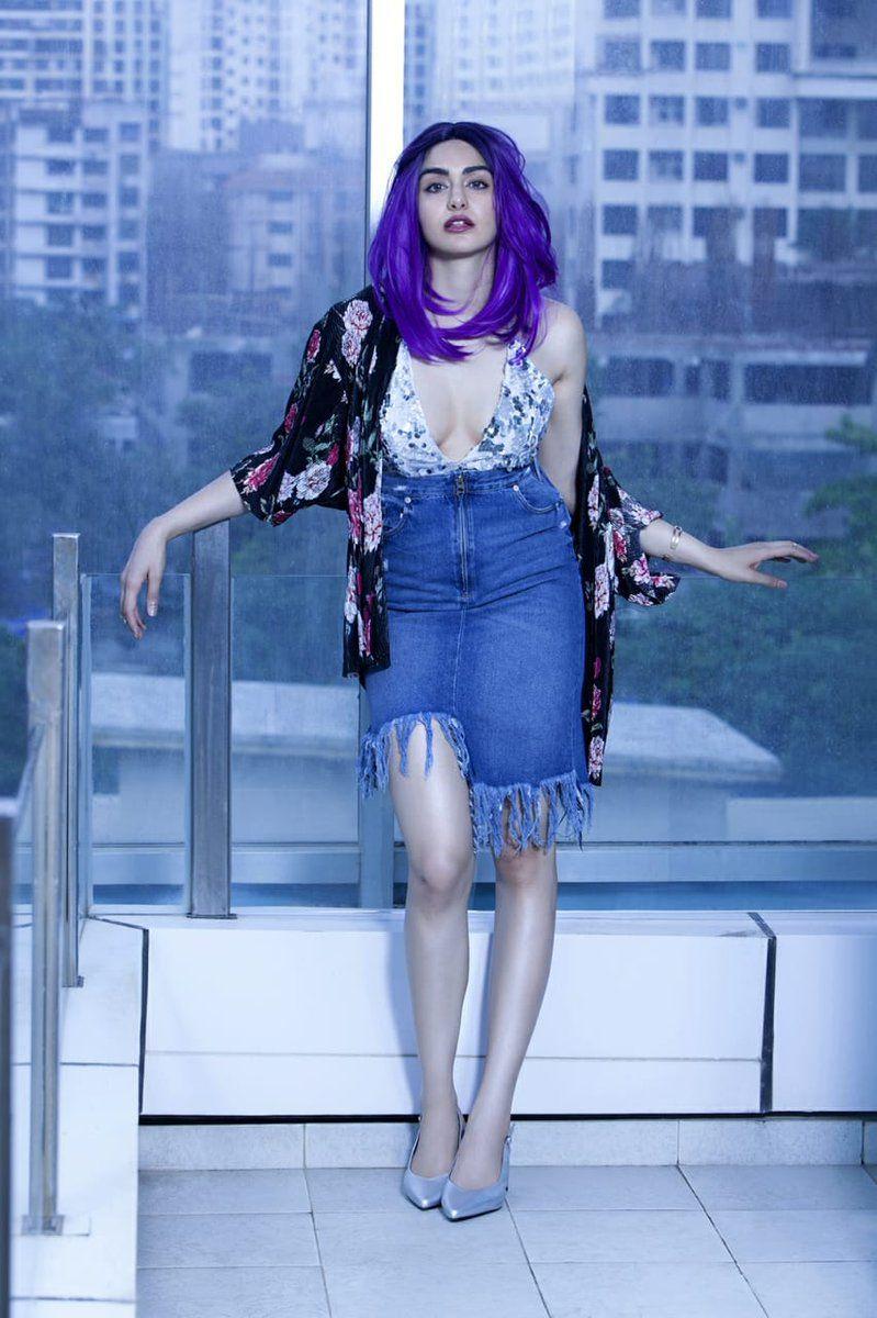 Check out the latest Hot pictures of the pretty Actress Adah Sharma