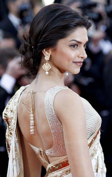 Deepika Padukone Sexy Hot Photos