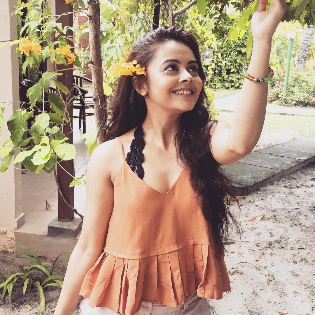 Devoleena Bhattacharjee aka Gopi Bahu Images Bold & Hot Pics Wallpapers