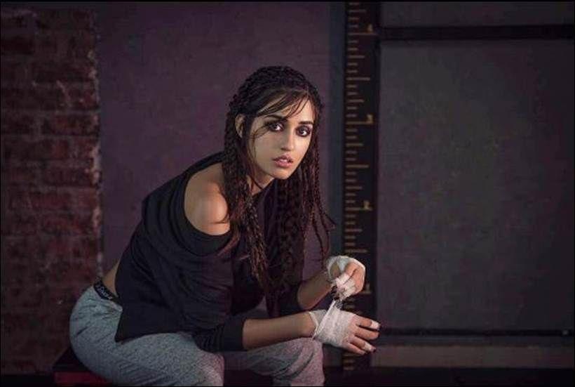 Disha Patani FHM India Magazine Hot Photoshoot 2017