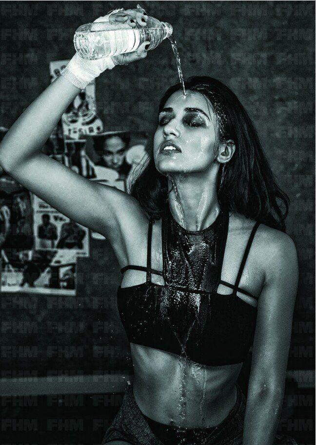 Disha Patani Looks Stunning Hot in Bikini Photos