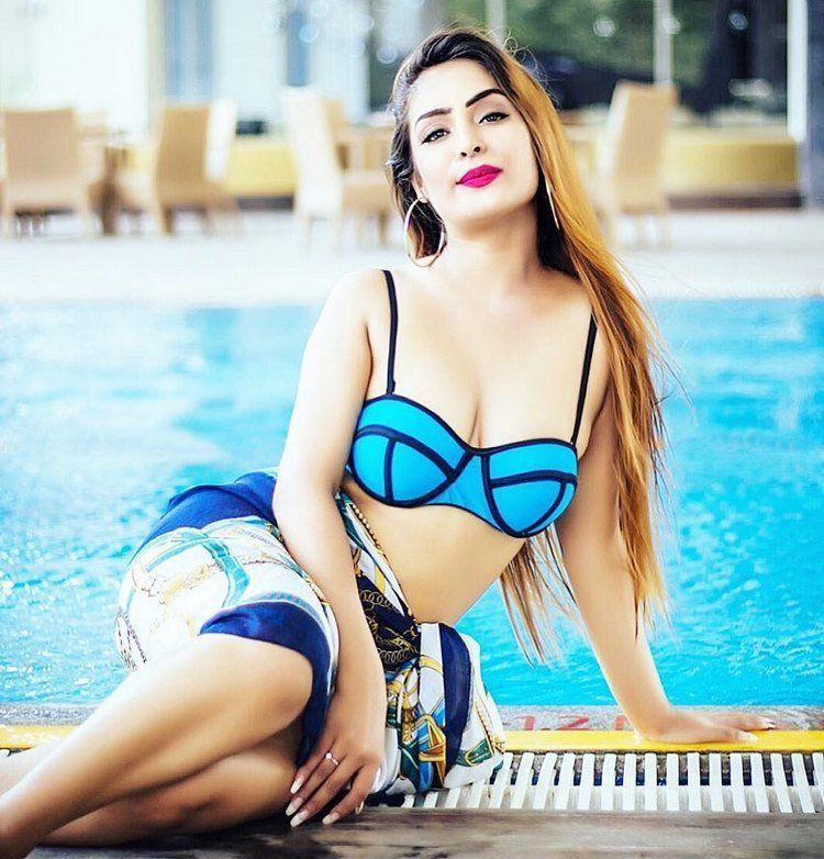 Diya Lamba Latest Hot & Sexy Bikini Photos