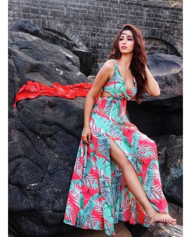 Eshanya Maheshwari Photos