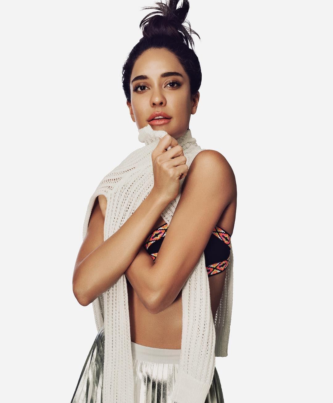 Fall in love With Beautiful Images Of Lisa Haydon See Photos