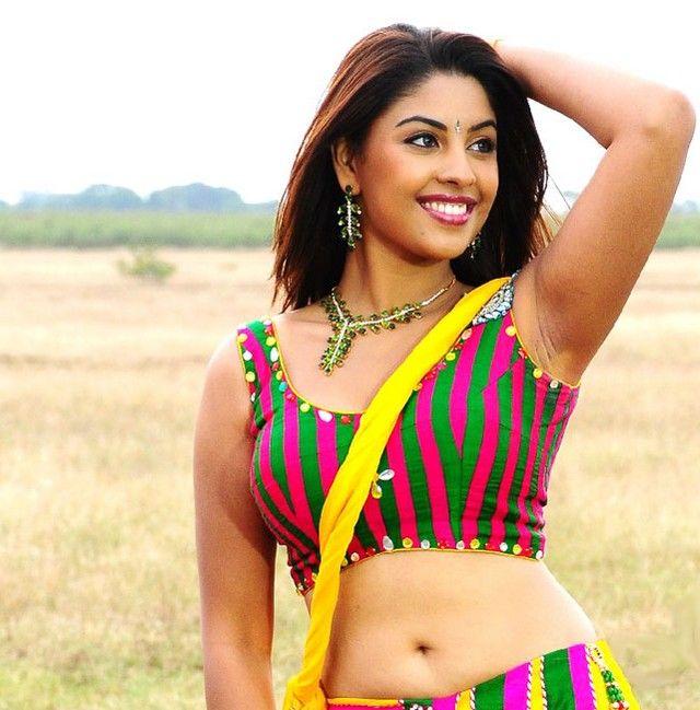 Film Actress Richa Gangopadhyay Very Hot And Spicy Images