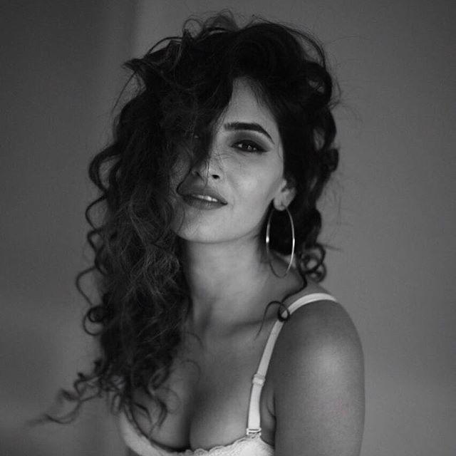 Goes Viral Karishma Sharma New Hot Bikini Photoshoot Stills 2018