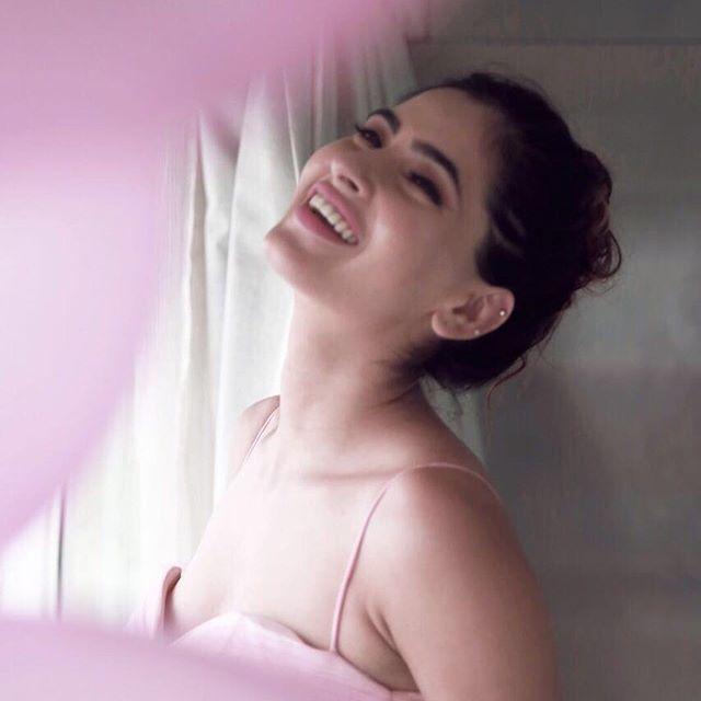 Goes Viral Karishma Sharma New Hot Bikini Photoshoot Stills 2018