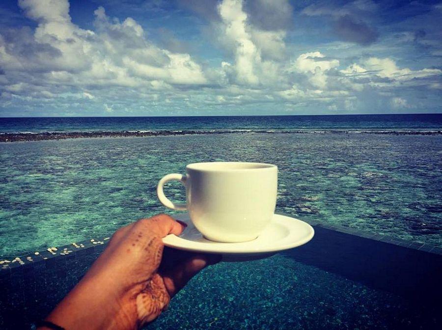 HOT PICS! Bipasha Basu & Karan Singh Grover Are Chilling in the Maldives