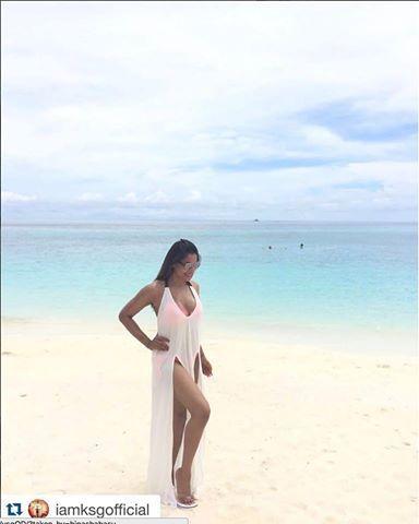 HOT PICS! Bipasha Basu & Karan Singh Grover Are Chilling in the Maldives