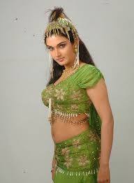 Honey Rose Navel Gallery