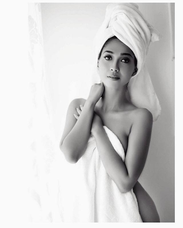 Hot & Sexy 50+ Unseen Bikini Photoshoot of Promita Banik