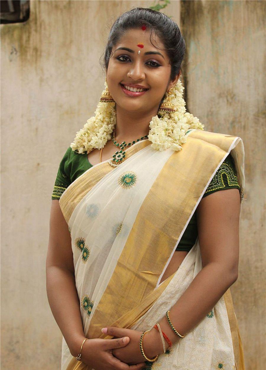 Hot Actrees malluaunty Rare pics