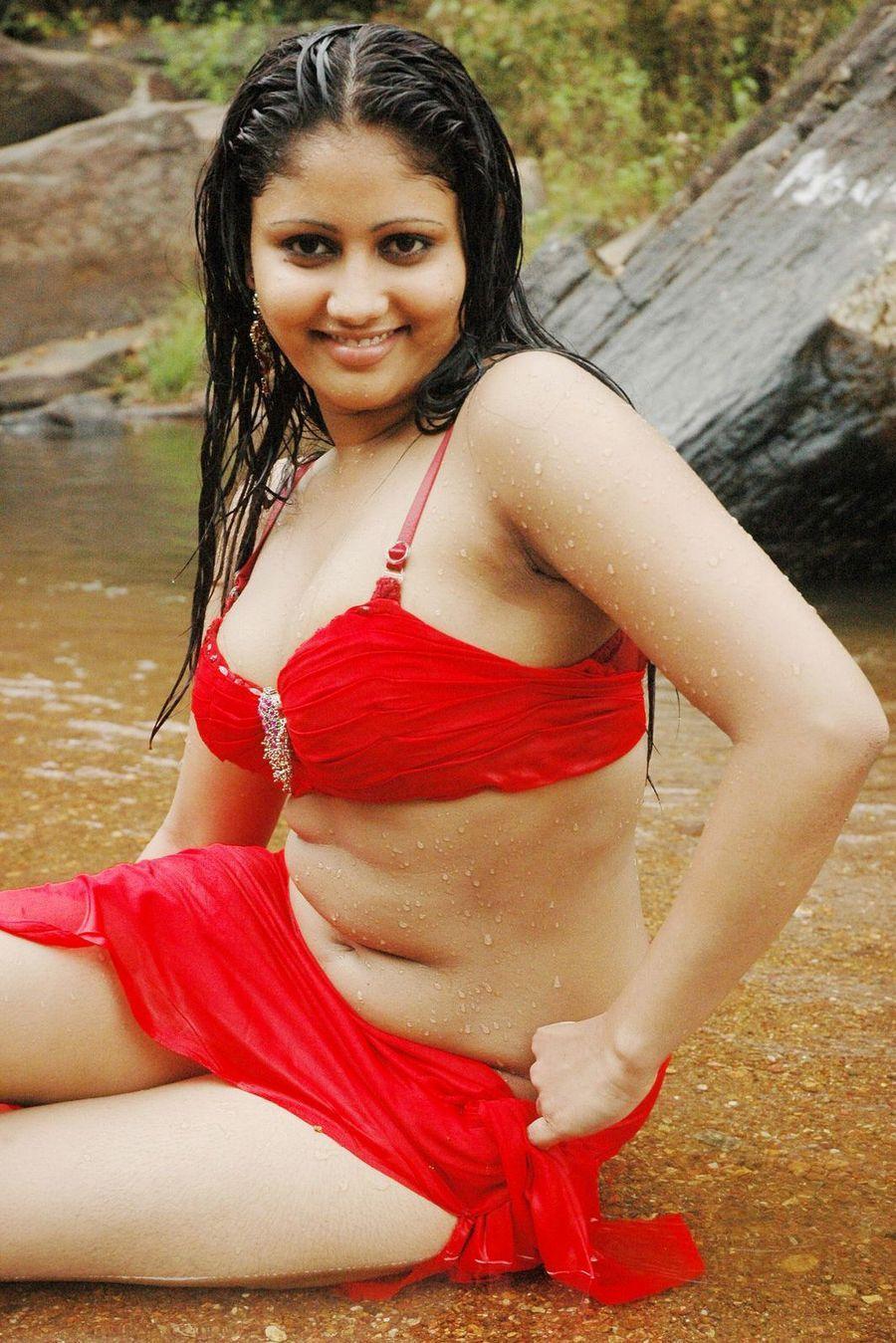 Hot Actress Amrutha Rare Photos