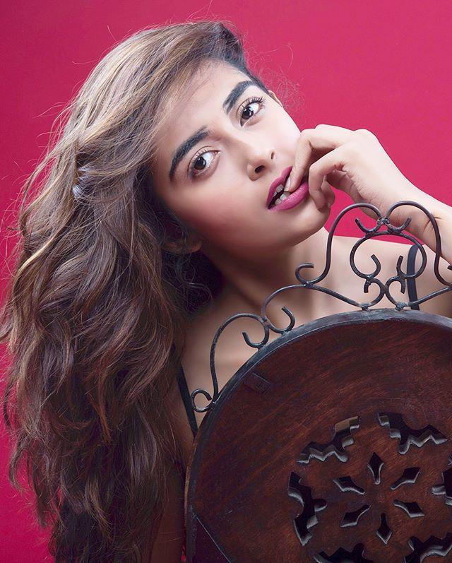 Hot Beauty: Jinal Joshi Latest Hot & Spicy Photoshoot Stills