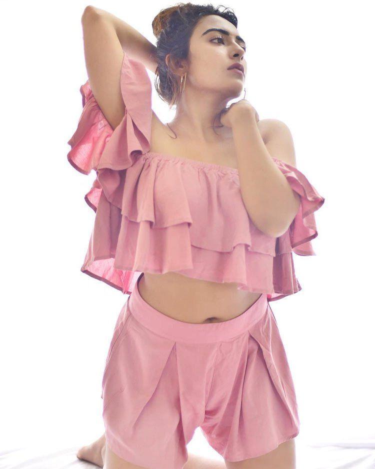 Hot Beauty: Jinal Joshi Latest Hot & Spicy Photoshoot Stills