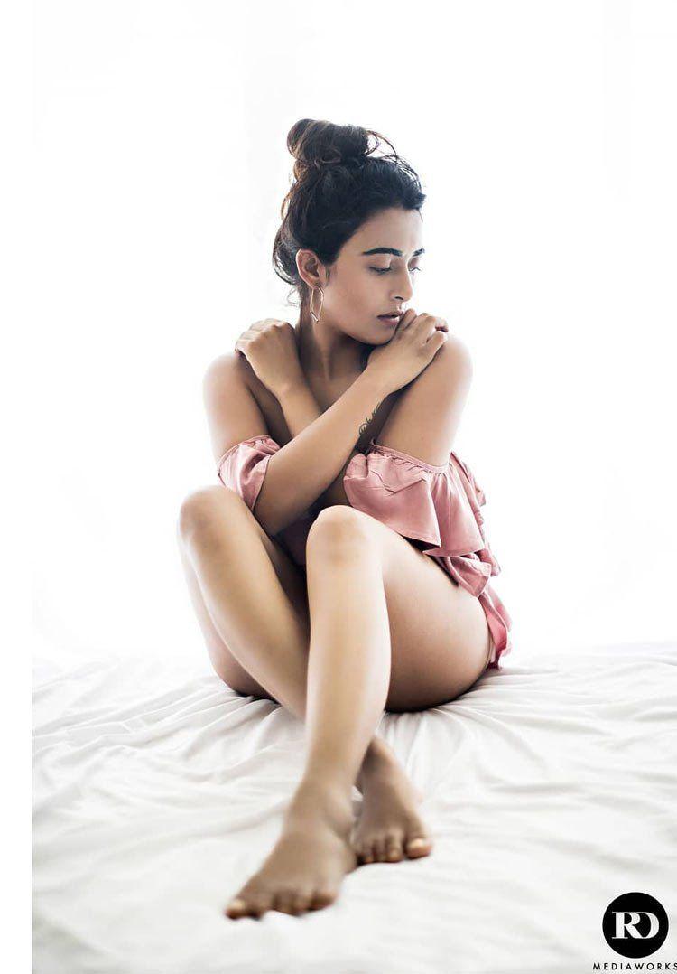 Hot Beauty: Jinal Joshi Latest Hot & Spicy Photoshoot Stills