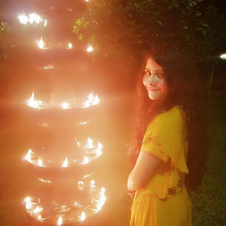 Hot Photoshoot of Indian Actress Shaylee Krishen