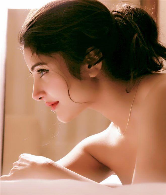 Hot Photoshoot of Indian Actress Shaylee Krishen