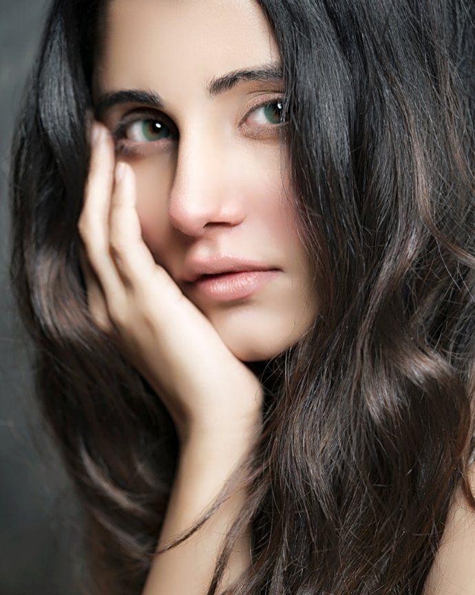 Hot Photoshoot of Indian Actress Shaylee Krishen