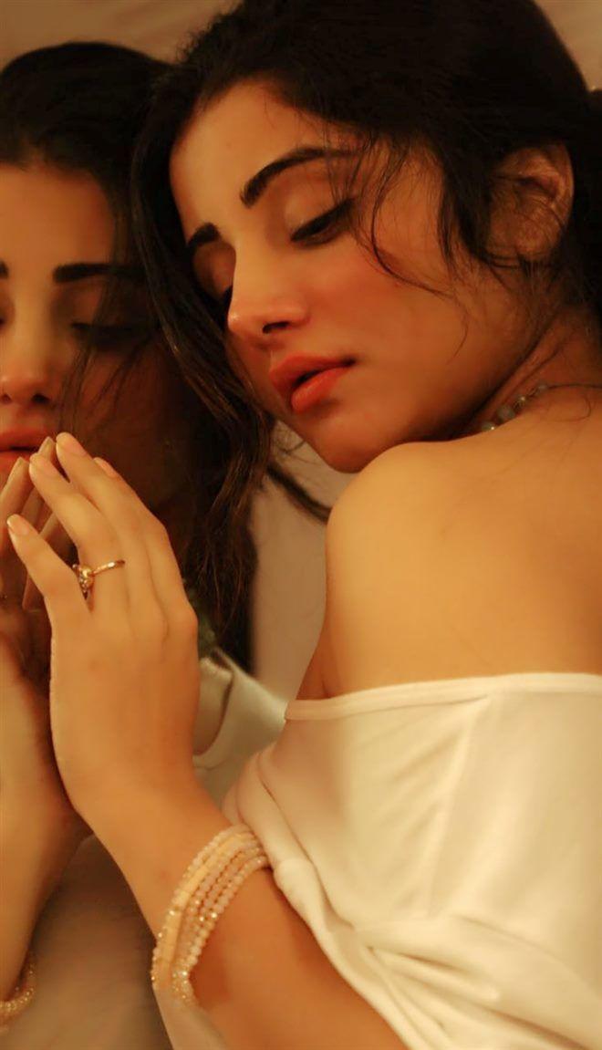 Hot Photoshoot of Indian Actress Shaylee Krishen