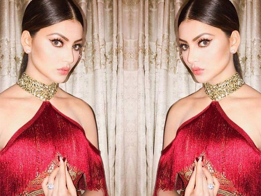 Hot Pics of Urvashi Rautela That Are Too Hot To Handle