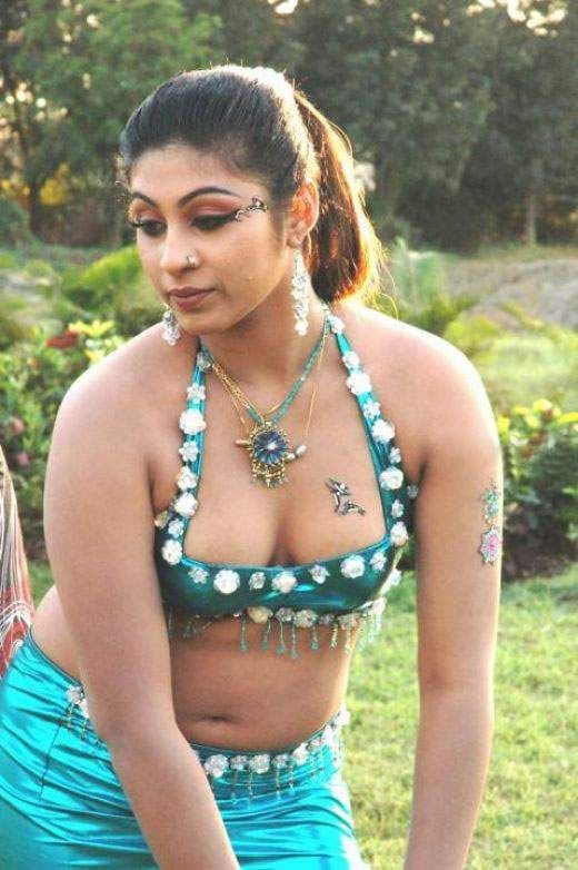 Tamil Actress NEVER SEEN Hot & Sexy Collection photos