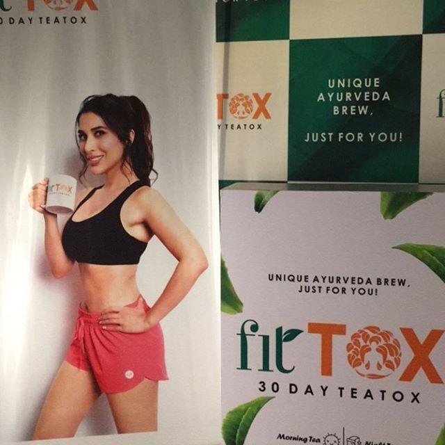 Hot and Spicy Sophie Choudry Latest PhotoShoot Stills