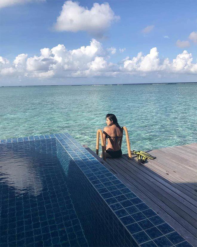 IPL Host & TV Anchor Archana Vijaya Bikini Pictures GOES VIRAL