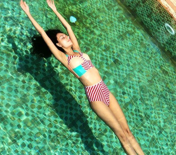 Instapics of TV hotties in Swimming Pool